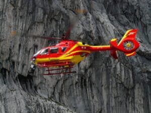 rescue helicopter, signal colors, red-61009.jpg